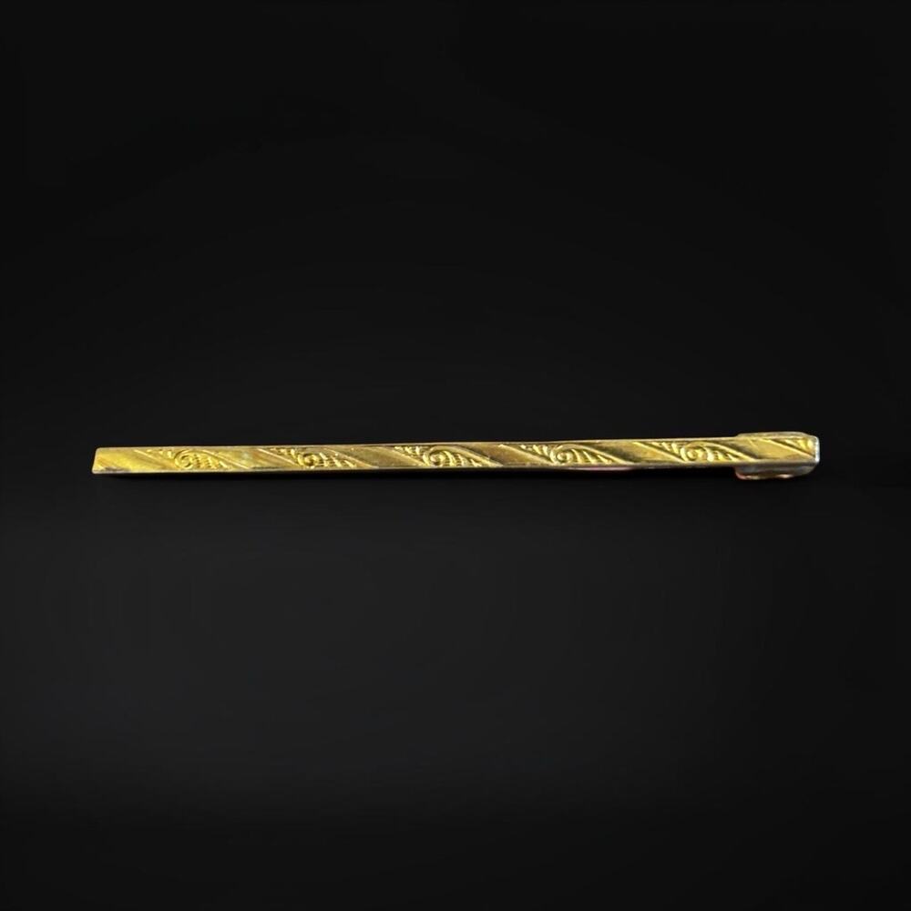 Antique Gold Bar Brooch Engraved Swirl Skinny Victorian Edwardian Pin